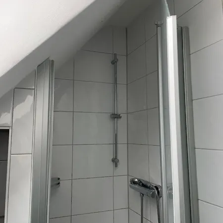 1 - Zweizimmerwohnung Mit Kueche Und Bad Salzgitter