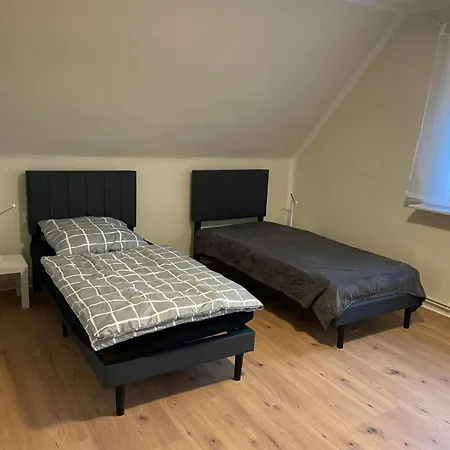 Apartment 1 - Zweizimmerwohnung Mit Kueche Und Bad