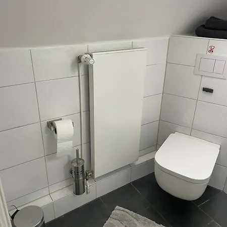 Apartment 1 - Zweizimmerwohnung Mit Kueche Und Bad Salzgitter