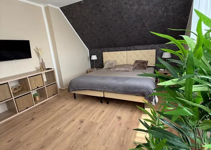 1 - Zweizimmerwohnung Mit Kueche Und Bad Apartament *